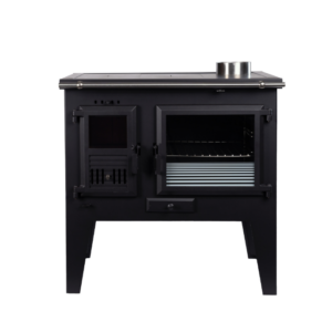 Fogão a lenha ME700 com forno e tampo em aço carbono, portas em alumínio fundido com vidro termo resistente até 700ºC, potência de 8,9kW, rendimento de 81%, saída de fumos lateral e barra frontal de proteção.